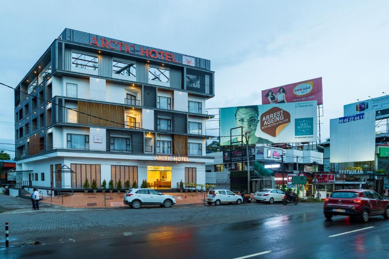 Arctic Hotel Kochi Exterior photo
